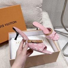 Louis Vuitton Slippers